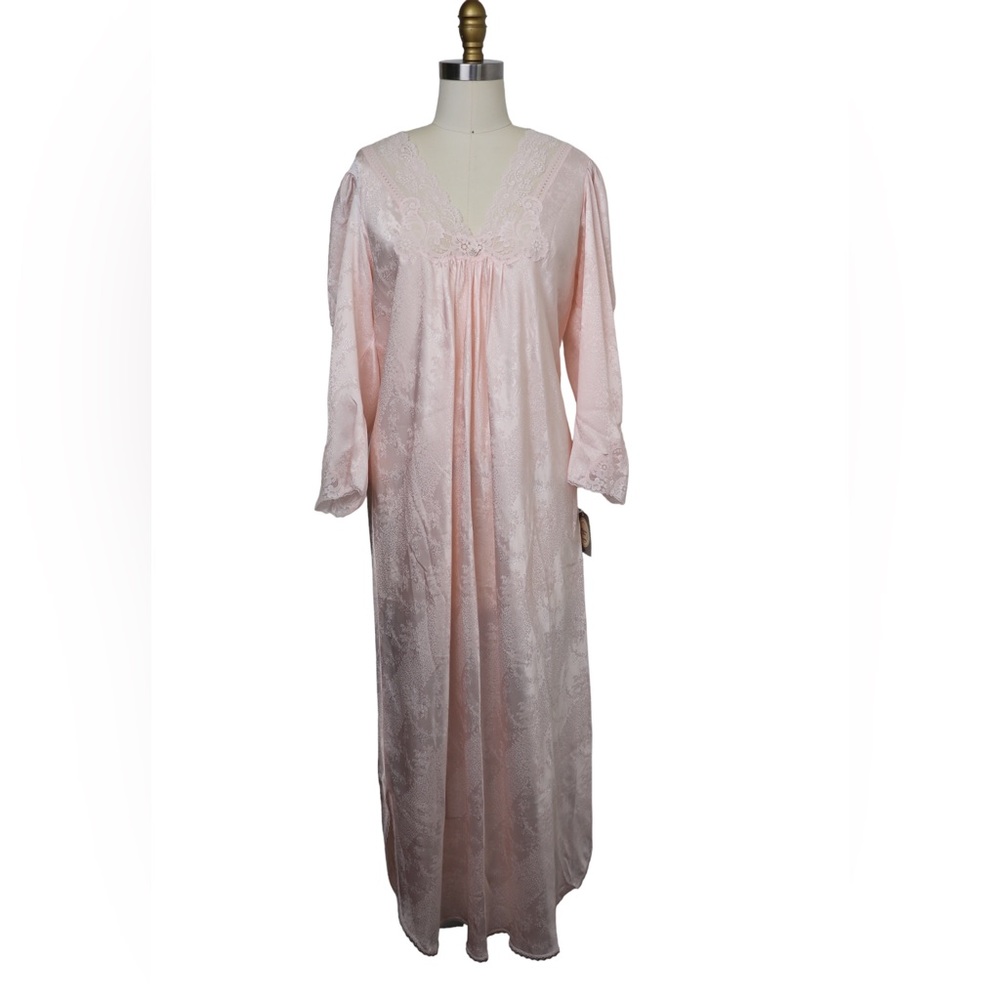 Vintage 1970s NWT Christian Dior Pink Long Sleeved Nightgown